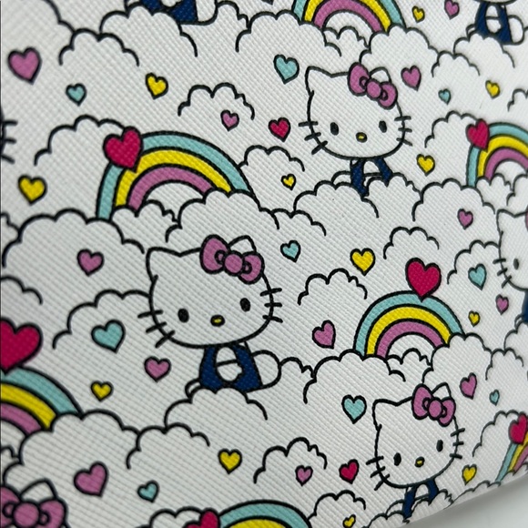 Hello Kitty zippered cosmetic pouch, pencil case, everyday pouch NWT - Picture 3 of 16